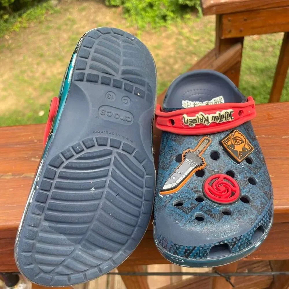 Crocs Youth 13 Jujutsu Kaisen Navy Blue Red Water Play  Clogs